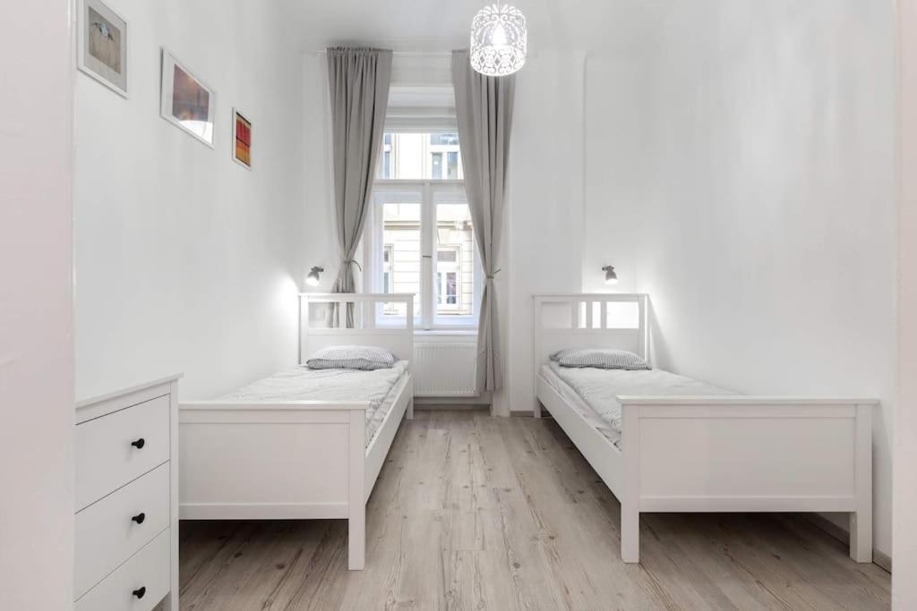 Appartement Perfect Day 3 -3 Bedr, 2 Bathrooms Boedapest